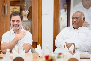 X/Congress : Rahul Gandhi (L) and Mallikarjun Kharge during INDIA bloc floor leaders meeting. 