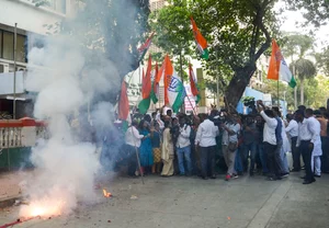 Kunal Patil : Congress supporters celebrate the party's lead during counting of votes for Lok Sabha elections