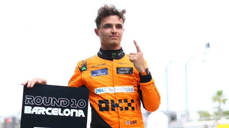 Lando Norris pipped Max Verstappen to pole in Barcelona - null