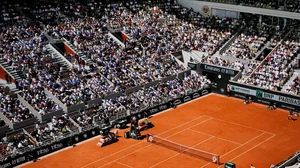 X | Roland Garros  : A glipse of French Open 2024 tennis match. 