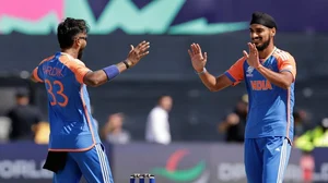 AP/Adam Hunger : India's Arshdeep Singh, right, and Hardik Pandya celebrate after their win in the ICC Men's T20 World Cup cricket match between India and Pakistan.