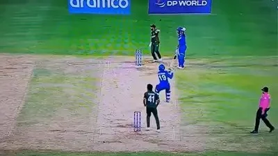 Rashid Khan throws bat at Karim Janat, AFG vs BAN, ICC T20 World Cup 2024, Screengrab  