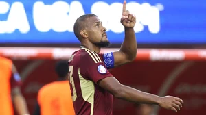 Salomon Rondon celebrates