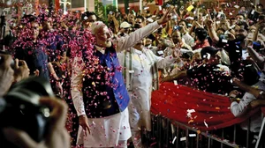AP : PM Modi greeted by supporters as he arrives at BJP Headquarter.