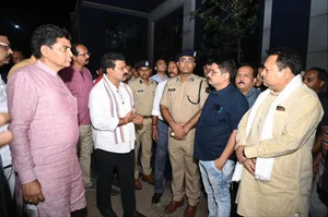 X/@vijaysharmacg : DY CM Vijay Sharma visited Chhattisgarh's Balodabazar. |