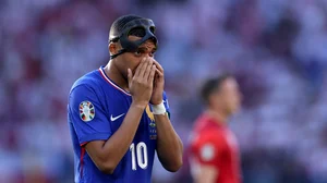 Kylian Mbappe continues to play with a face mask at Euro 2024