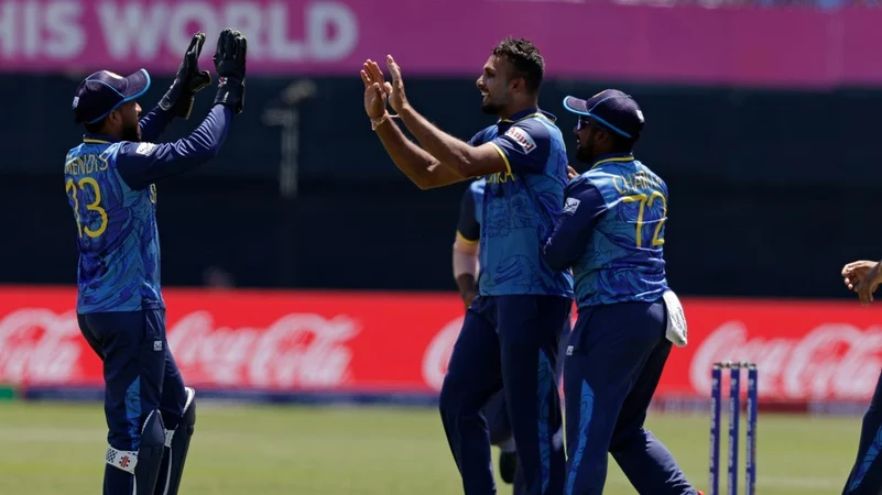 Sri Lanka team celebrating after a wicket of South African player. AP PTI