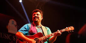 Instagram : Raghu Dixit