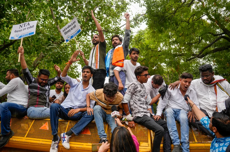 NSUI activists raise slogans during their Chhattra Sansad Gherav protest against the alleged irregularities in NEET-UG and cancellation of UGC-NET exams, in New Delhi, Monday, June 24, 2024. - Photo via Ravi Choudhary (PTI)