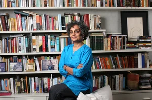 Narendra Bisht : Arundhati Roy