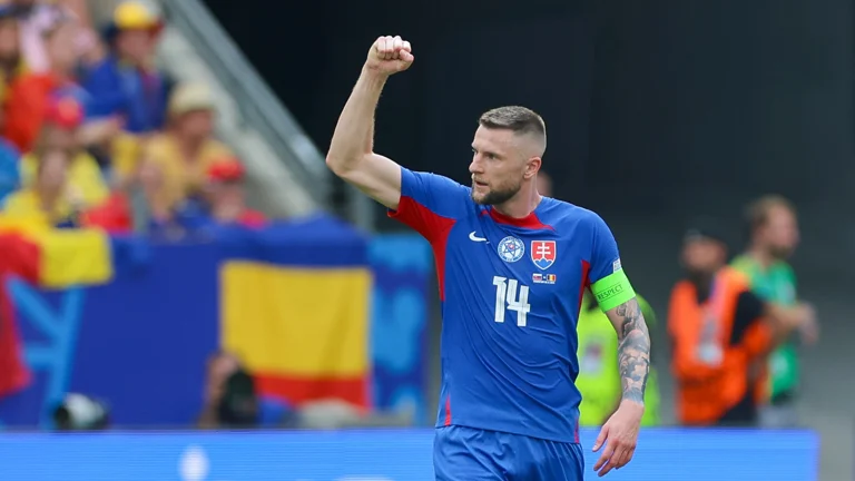 Milan Skriniar believes teamwork will be enough for Slovakia to beat England. - null