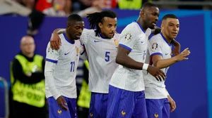 France are assured of a place in the last 16