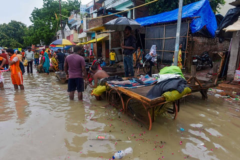 Weather: Rains in Prayagraj