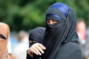 Kolkata Teacher Stops Attending College Due To "Hijab," Authorities Cite Miscommunication
