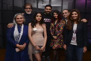 Amitabh Bachchan, Bollywood Celebrities Support Shweta's Design Debut