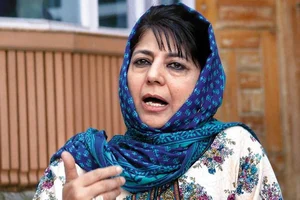 Mehbooba Mufti appeals to the voters on the eve of polling in the Anantnag-Rajouri Lok Sabha seat.