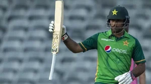 Fakhar became the first PAK player to win the monthly award since Sidra Ameen did in Nov 2022.