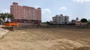 This used to be a pond at Kadru Sarna Toli in Ranchi, Jharkhand. Now it has dried up and serves a playground and buildings have come up all around it.