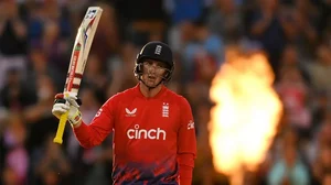 Harry Brook replaces Jason Roy in the World Cup squad.