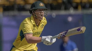 David Warner in action during the 2023 ODI World Cup game between Australia and New Zealand.