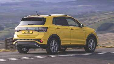 Volkswagen T-Cross - rear panning shot