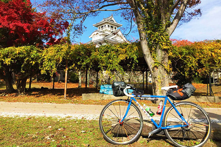 bicycle and temple.jpg