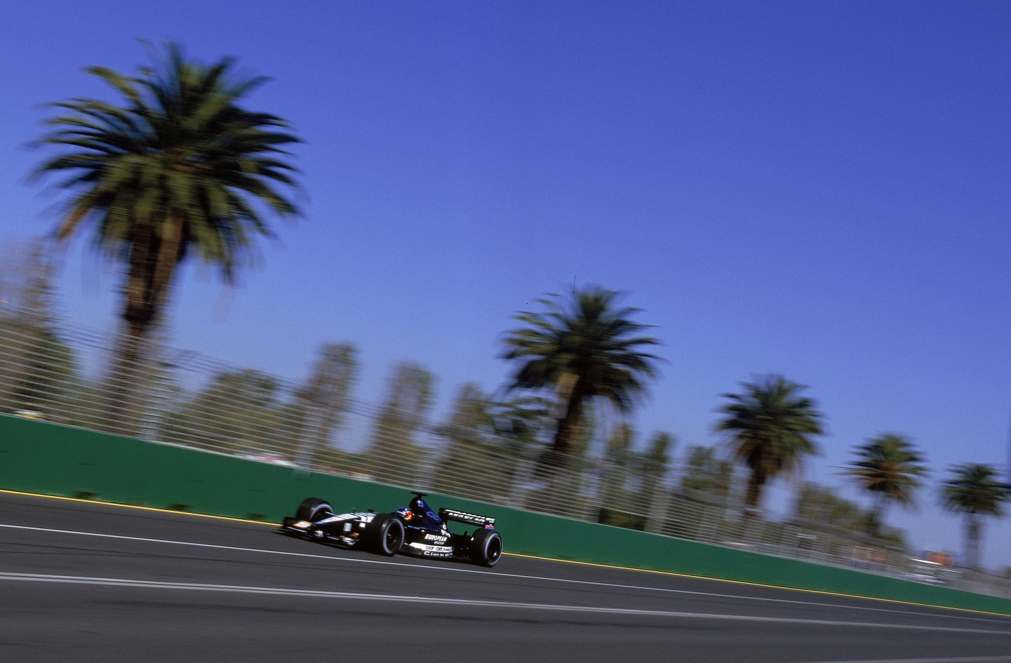 4 Mar 2001:  Minardi driver Fernando Alonso in action during the Formula One Australian Grand Prix