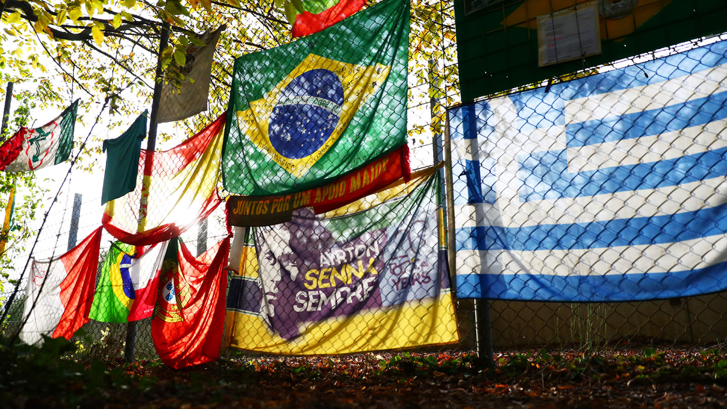 senna-tributes-imola.png