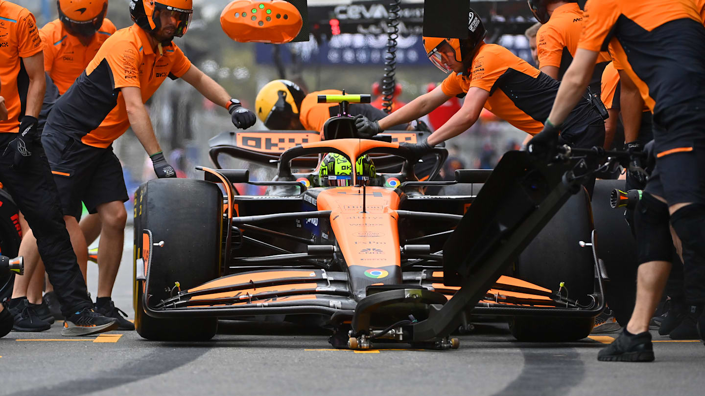 BAKU, AZERBAIJAN - SEPTEMBER 14: Lando Norris of Great Britain driving the (4) McLaren MCL38