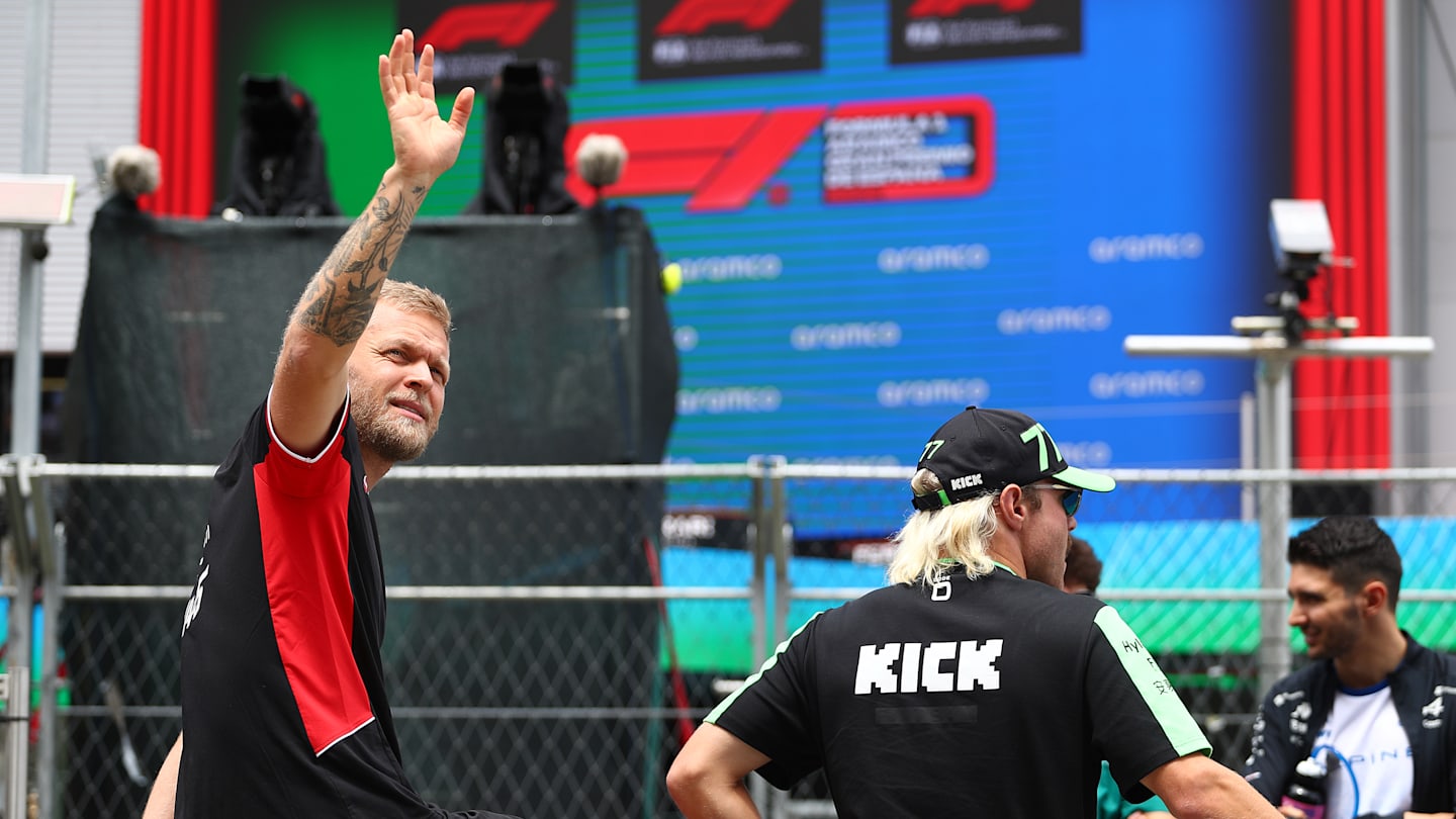 BARCELONA, SPAIN - JUNE 23: Kevin Magnussen of Denmark and Haas F1 waves to the crowd on the