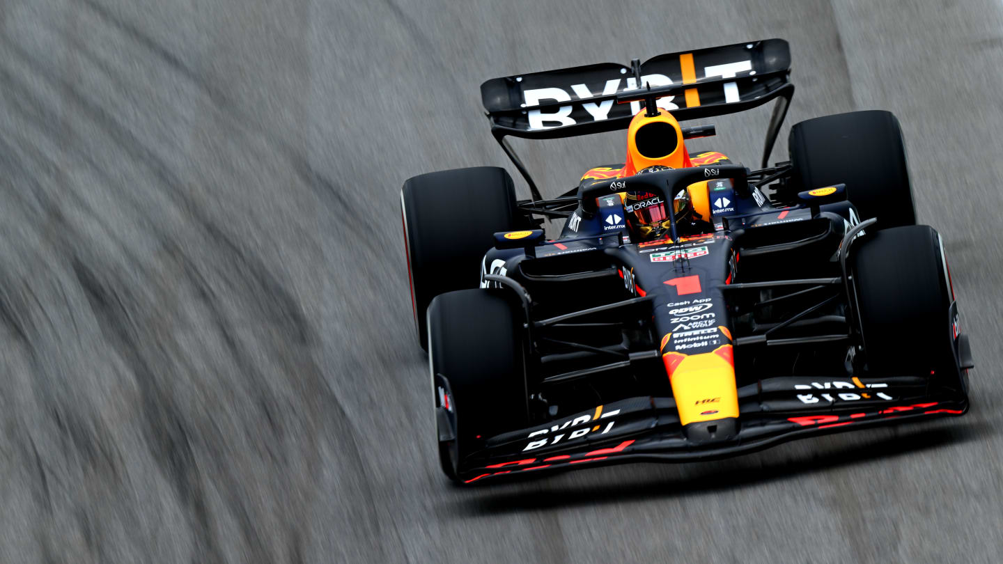 SAO PAULO, BRAZIL - NOVEMBER 03: Max Verstappen of the Netherlands driving the (1) Oracle Red Bull