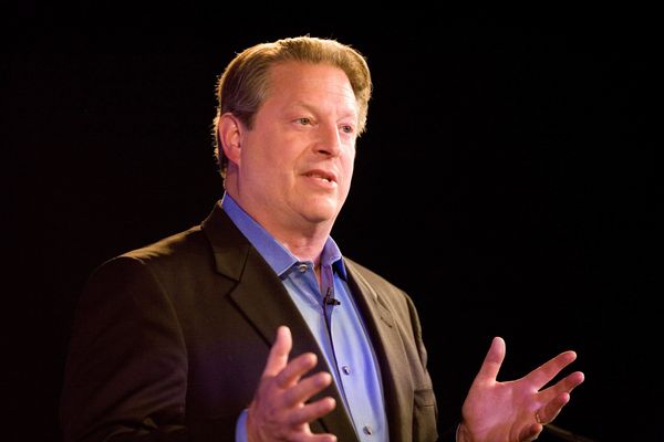 Al Gore speaking before a crowd.