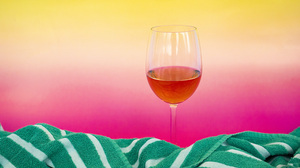 Island Escape: 26 Songs To Sail Away On That Onda Rosé