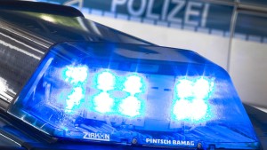 Brandanschlag durch Fenster