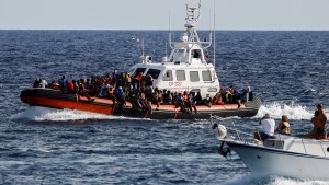 Mindestens acht Tote bei Schiffsunglück vor Lampedusa