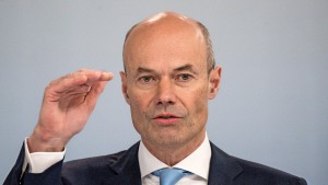 Der Banker, der für Olaf Scholz Uniper gerettet hat