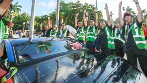 Größtes Solar-Rennen der Welt startet