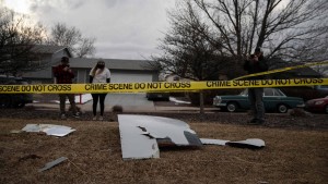 Flugzeugteile stürzen in Colorado vom Himmel