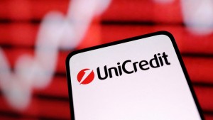 Unicredit erhöht nach Rekordquartal Prognosen