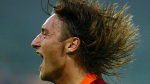 „Ewiger Totti“ bleibt in der „Ewigen Stadt“