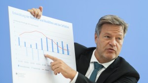 Bundesregierung prognostiziert Rezession auch für 2024