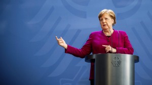 Merkel lehnt Eurobonds ab