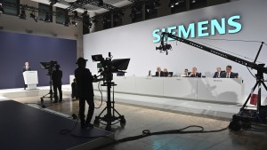 Siemens verärgert die Aktionäre