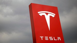 Tesla verdoppelt Gewinn – Umsatz jedoch unter Erwartungen