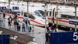 Bahnverkehr in der Mitte Deutschlands läuft wieder an