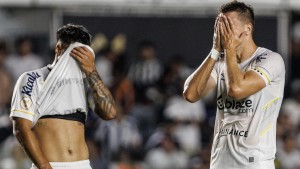 FC Santos steigt erstmals in Brasilien ab – Fans wüten