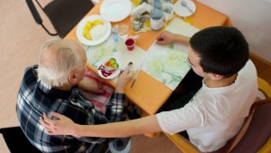 Warum das verpflichtende soziale Jahr eine Schnapsidee ist