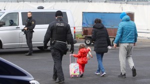 SPD-Innenminister gegen Ausweitung von Abschiebungen