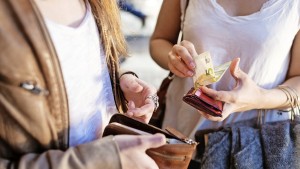 Helfen die gestiegenen Zinsen gegen den Riester-Frust?