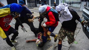 Tote bei Generalstreik gegen Staatschef Maduro